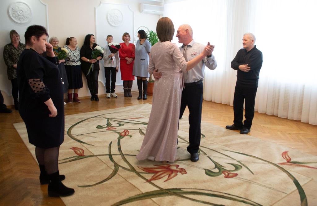 серебпряный танец пусть он нас закружит.jpg серебпряный танец пусть он нас закружит.jpg